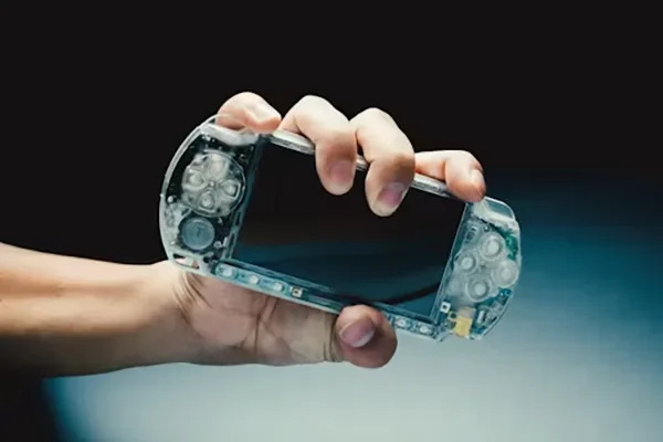 Buying Original PS Vita series as a Mod Nintendo Switch Alternative